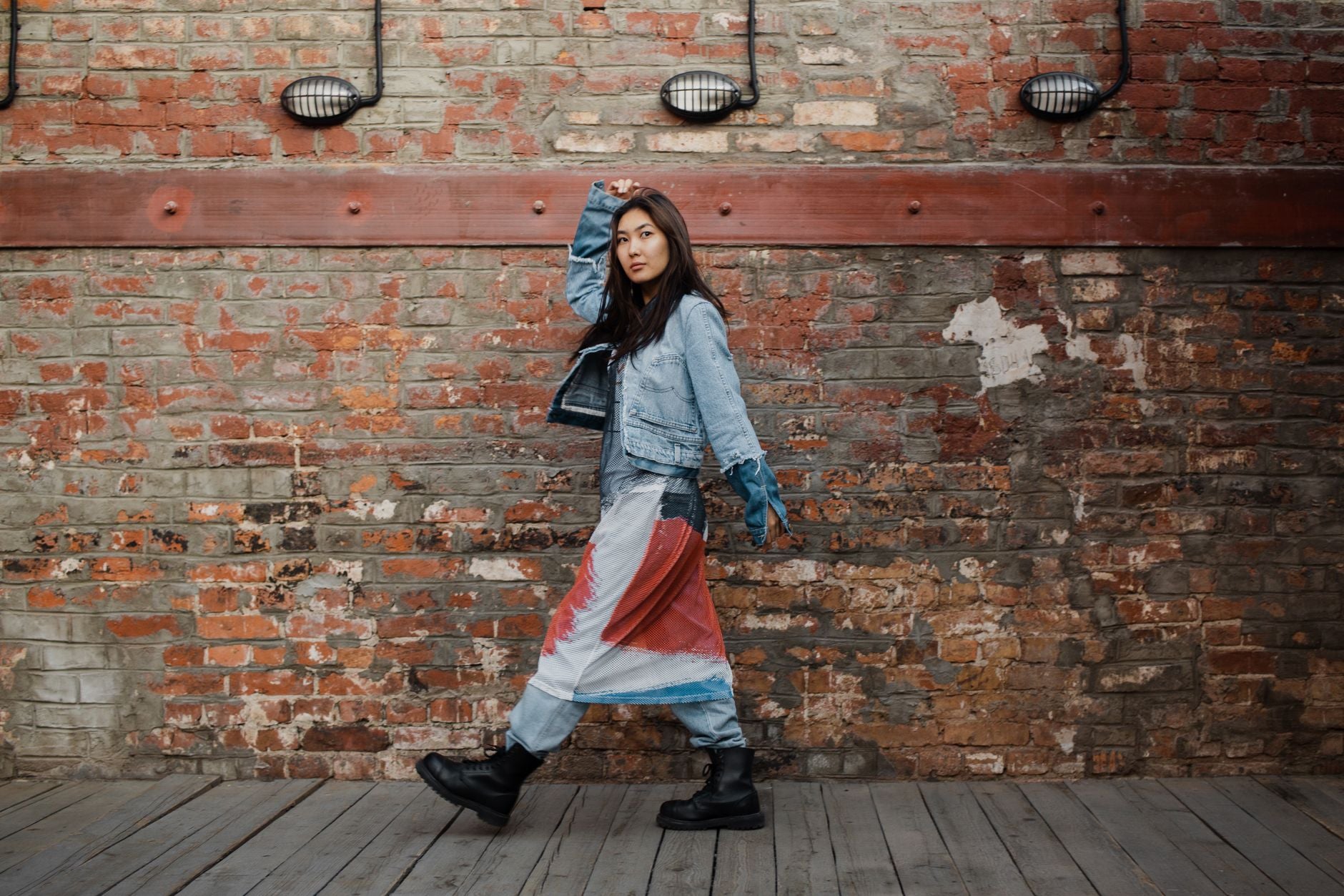 2000s Alt Fashion Is Back: Styling the Grunge Revival Without Looking Costumey