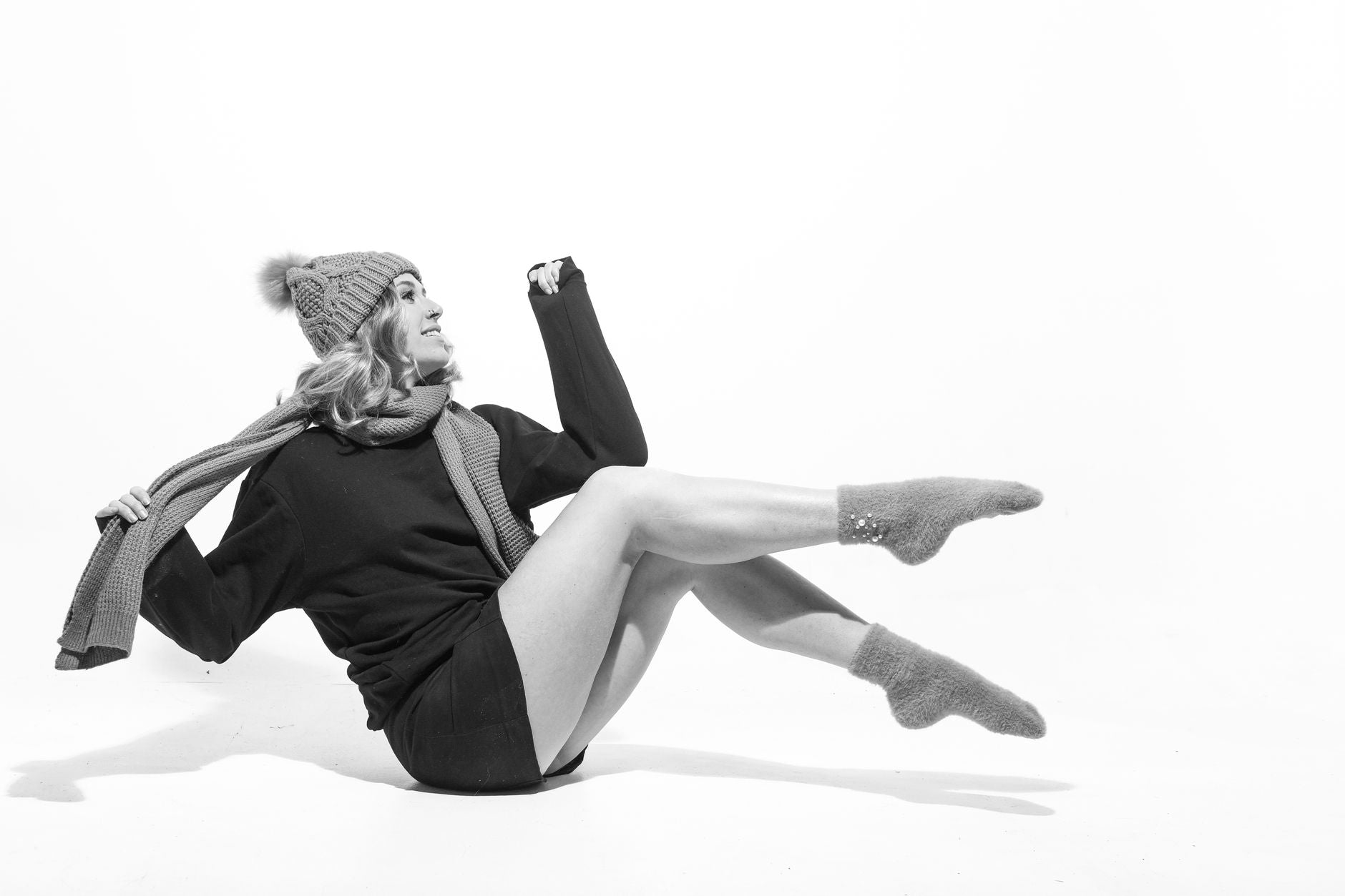 How to Make Loungewear Look Stylish at Home (Not Just Comfy)