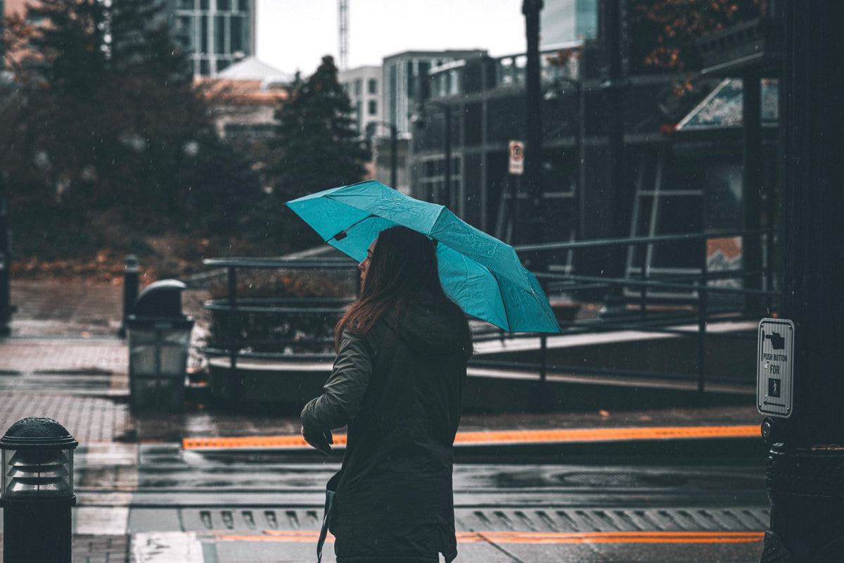 Jeans Still Damp at Lunch? 9 Rain-Ready Pants for Fall