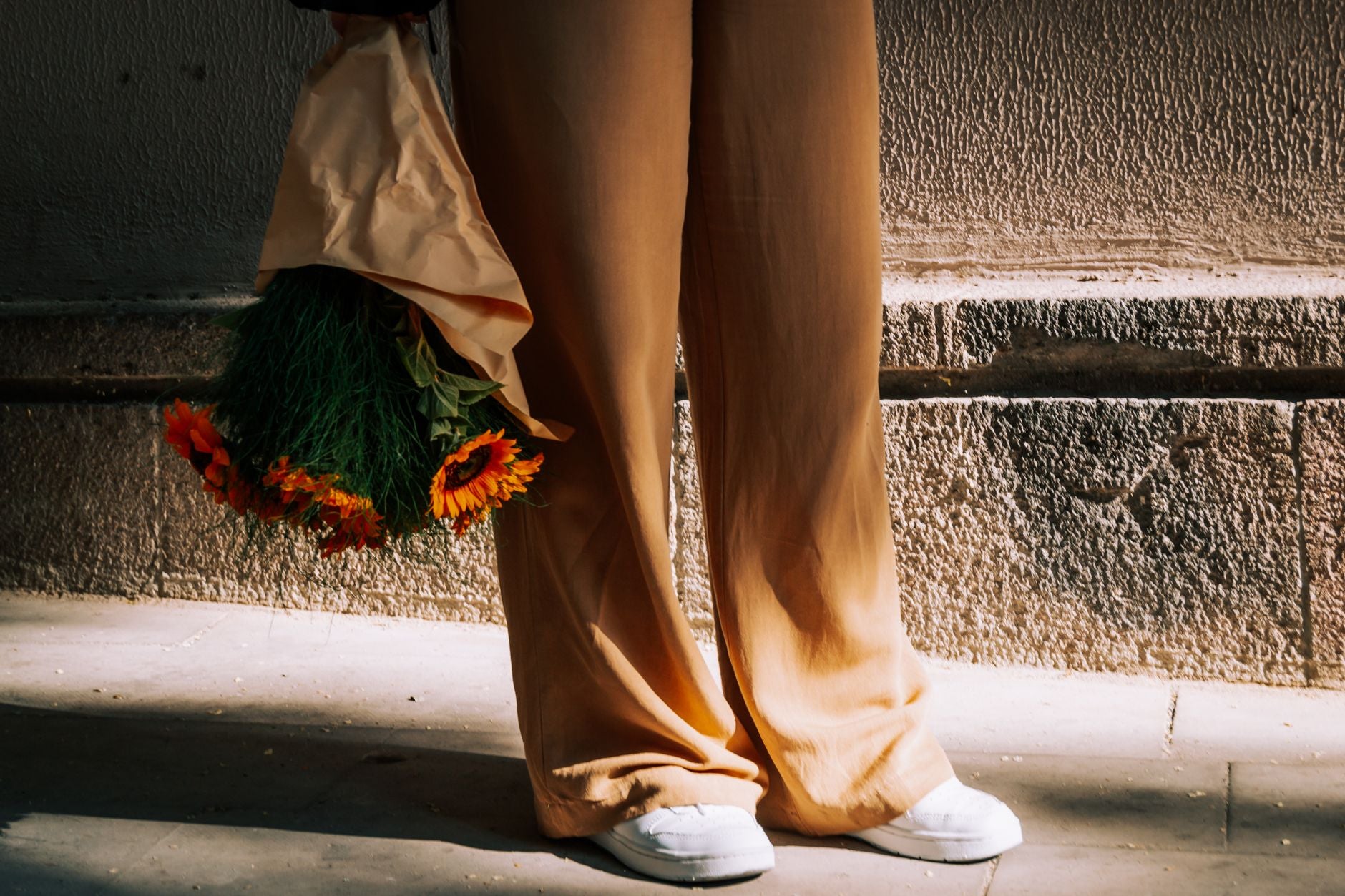 What to Wear on Your Feet With Wide-Leg Pants in 2026