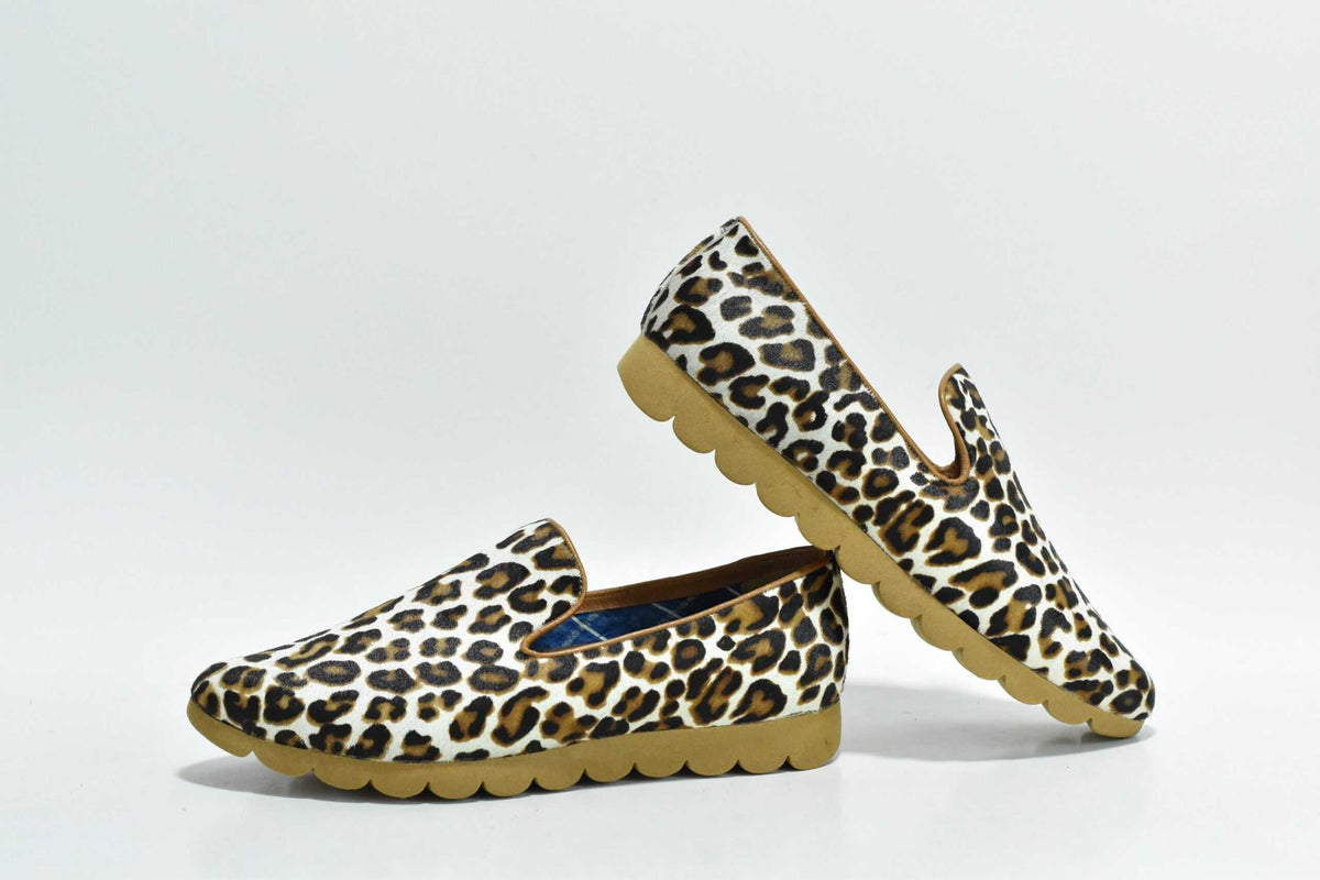 Supportive Shoes That Don't Look Orthopedic in Your 30s