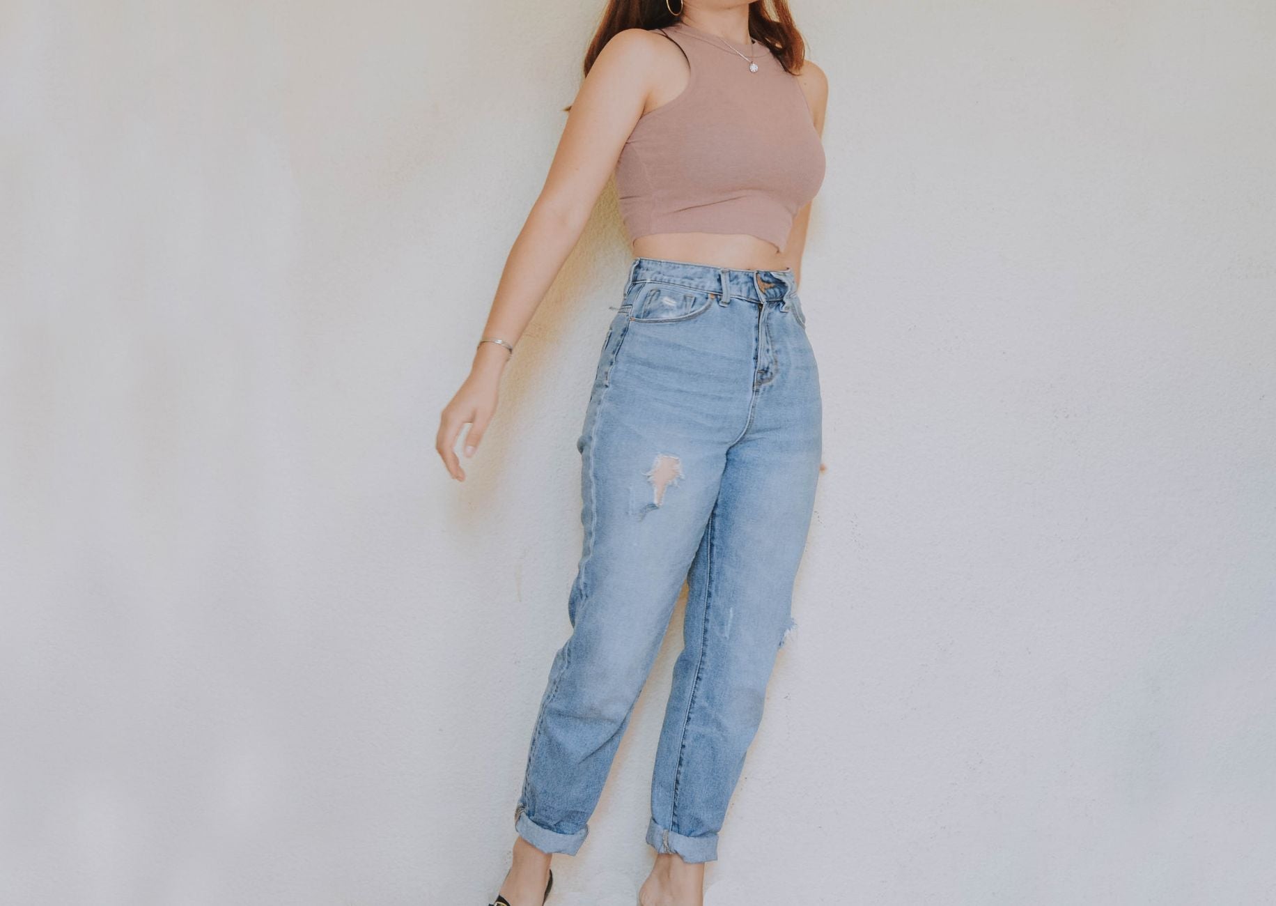 High Rise vs Mid Rise in 2026: Which Jeans Are Actually Trending?