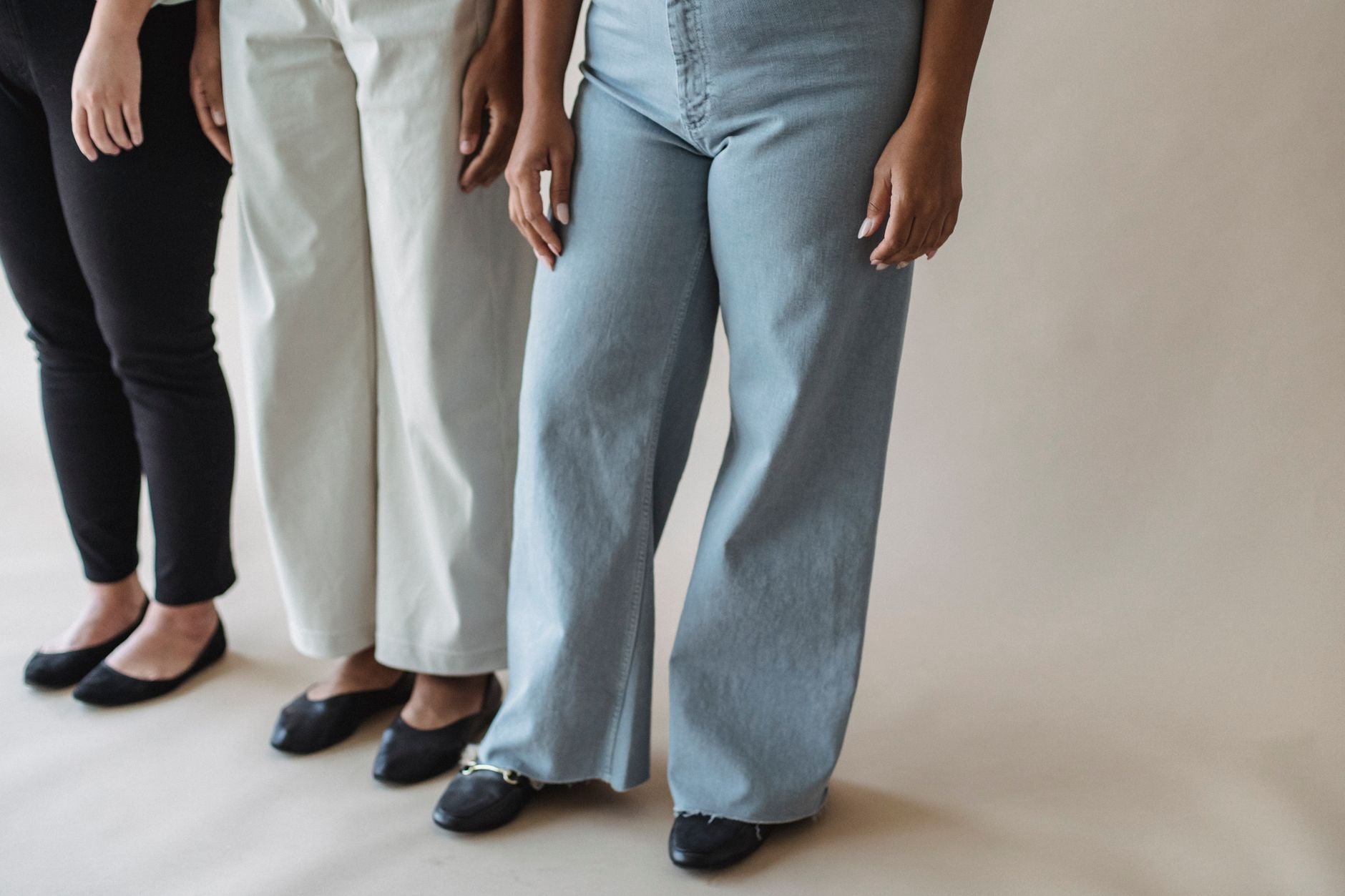 Wide-Leg Pants for Petite Women: Stop Your Small Feet Disappearing