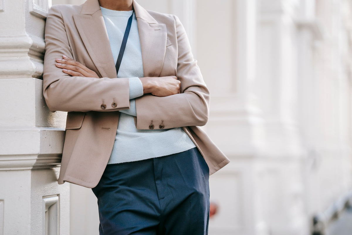 Business Casual From Scratch: 12 Pieces, 30 Work Outfits
