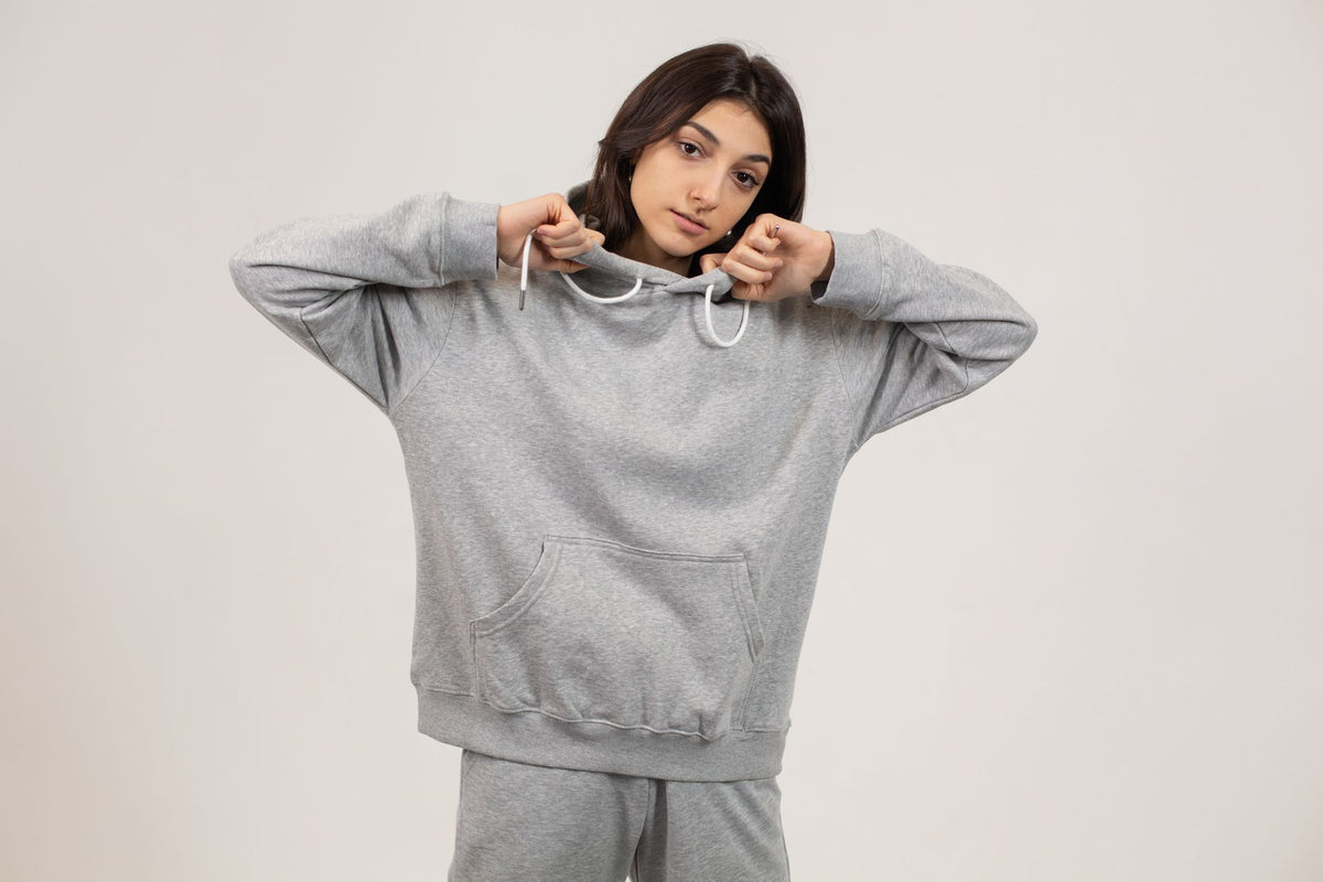 Baggy but Not Sloppy: 9 Oversized Outfits With Structure
