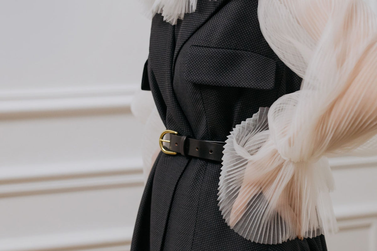 Belts That Define a New Waist Without Bunching Fabric