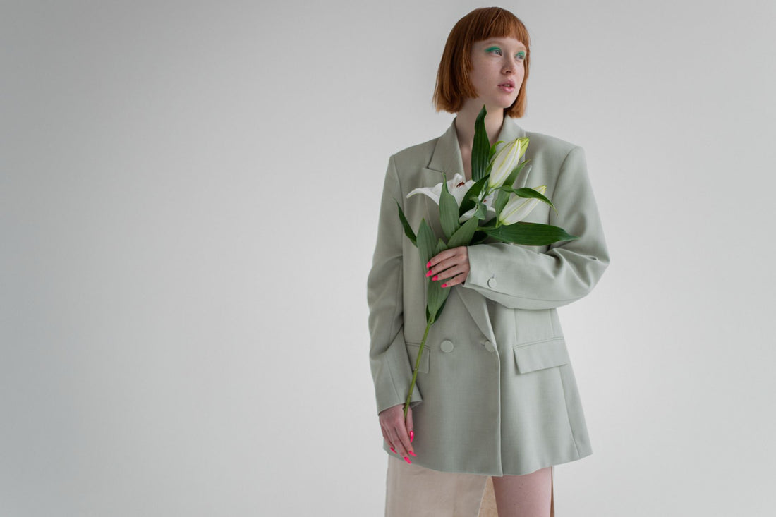 Cool Aunt, Not Try-Hard: 9 Outfits That Skip the Trend Cycle