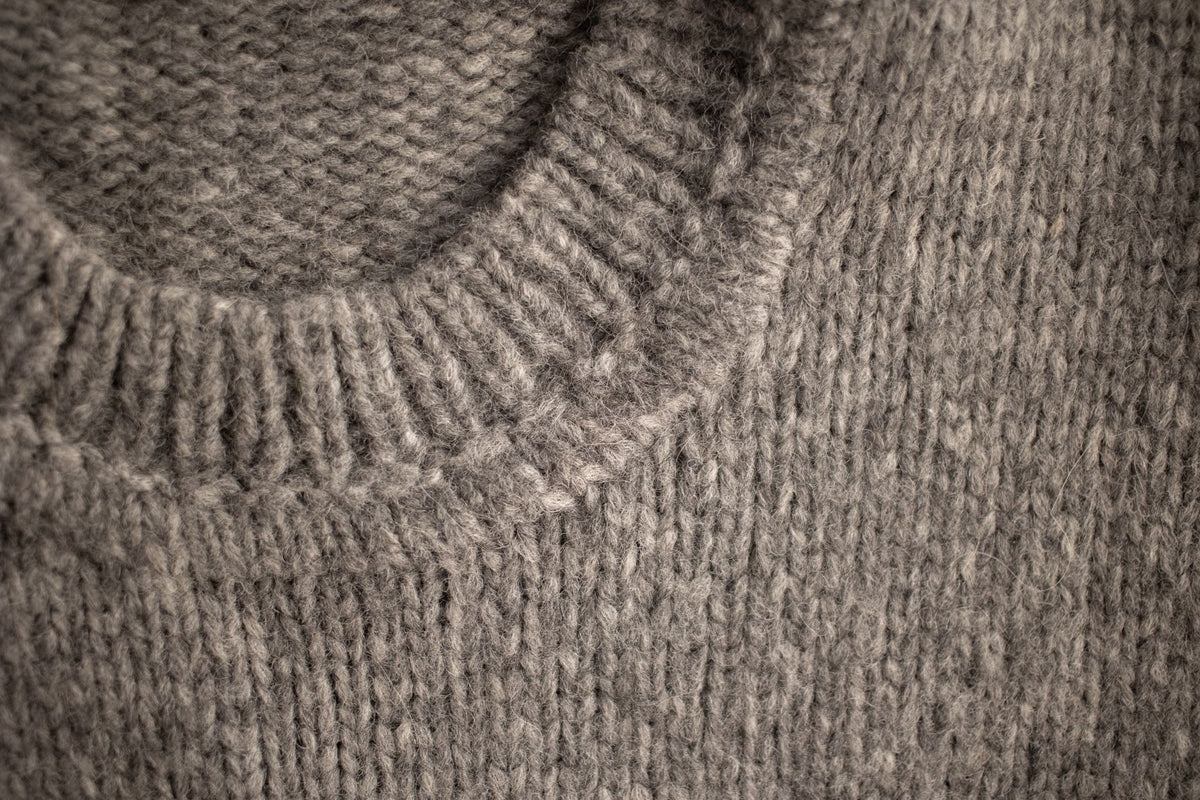 Why That New Sweater Itches — And 7 Fixes That Work