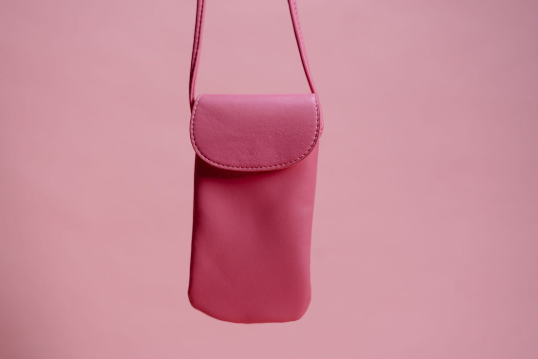 Breaking the Big-Bag Habit: How to Switch to Small Bags