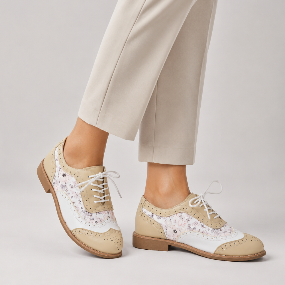 Women's lace shoes side view — versatile — Betty Wingtip Oxford Shoes — Oscar Blackwood