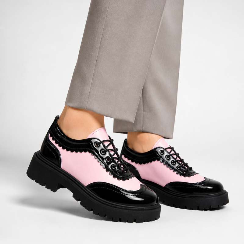 Women's lace shoes close-up — versatile — Beatrix Wingtip Oxford Shoes — Oscar Blackwood