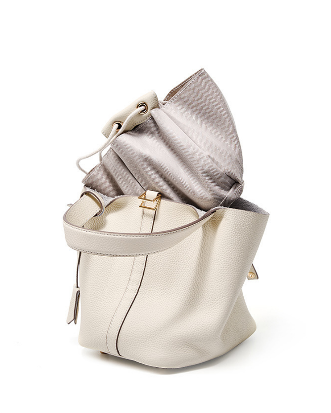 Women's leather bag detail view — everyday — Mara Leather Bucket Bag — Oscar Blackwood