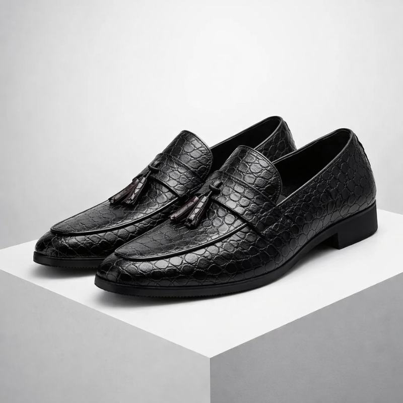 Men's lace loafers front view — versatile — Tino Croc Loafers for every occasion — Oscar Blackwood