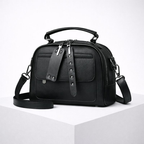 Women's black leather bag side view — everyday — Greta Shoulder Bag — Oscar Blackwood