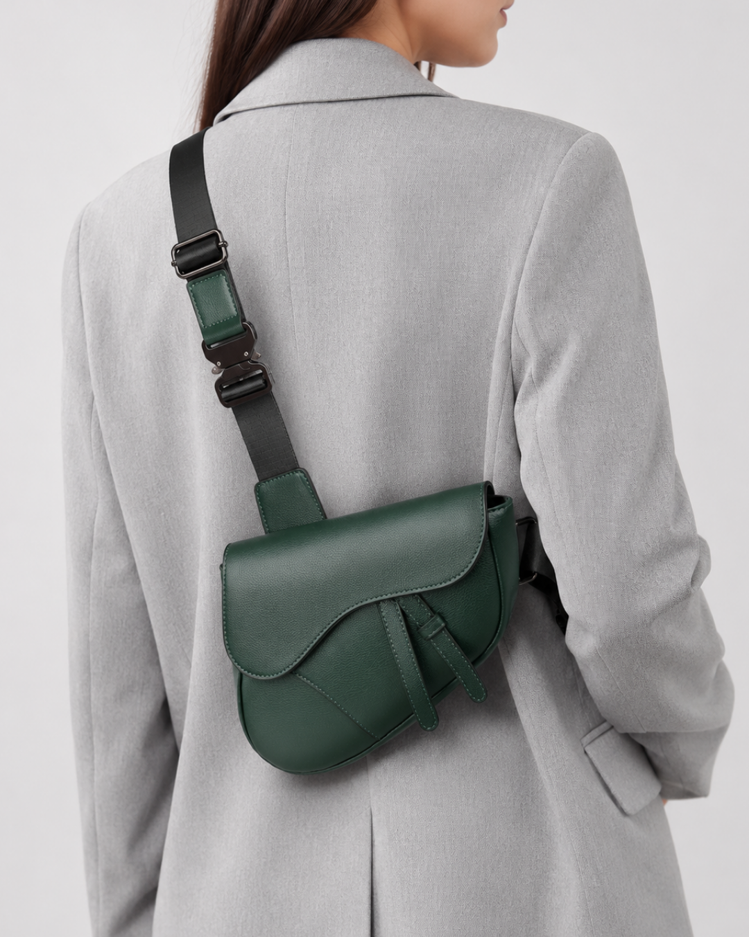 Women's leather handbag close-up — everyday — Albert Saddle Crossbody Bag — Oscar Blackwood