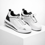 Men's lace sneakers close-up — casual — Jee 1995 Chunky Sneakers — Oscar Blackwood