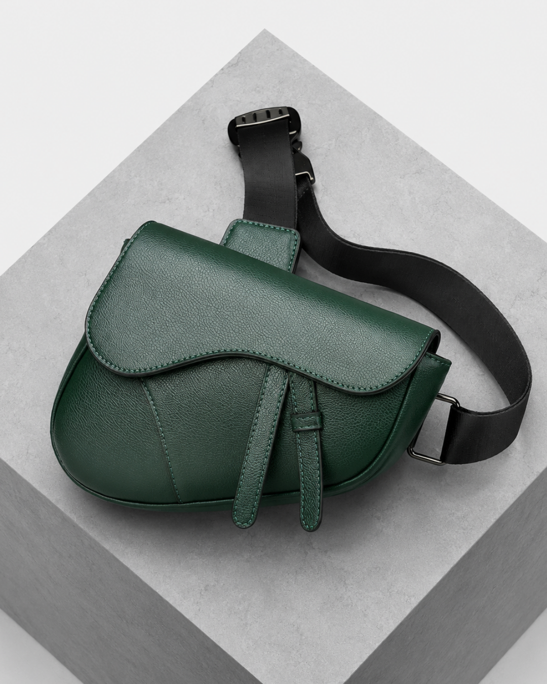 Women's leather handbag alternate angle — everyday — Albert Saddle Crossbody Bag — Oscar Blackwood