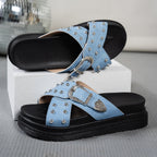 Women's sandals close-up — versatile — Cindy Buckle Sandals for every occasion — Oscar Blackwood