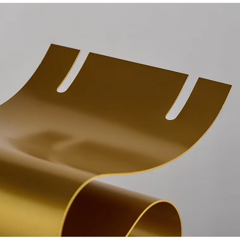 Unisex wine detail view — versatile — Wine Wave Holder for every occasion — Oscar Blackwood