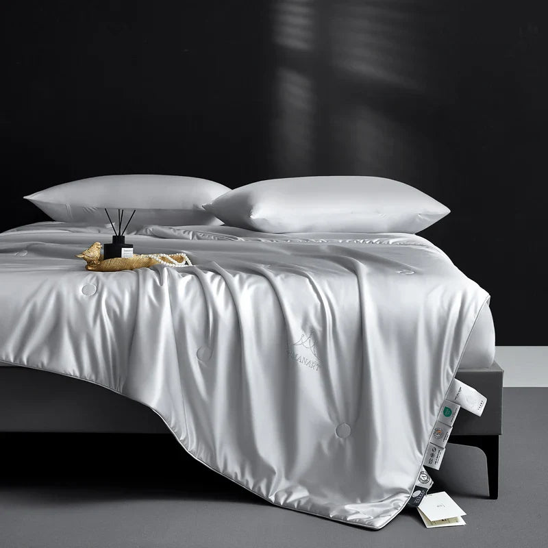 Men's silver silk romanart side view — versatile — Romanart Mulberry Silk Comforter — Oscar Blackwood