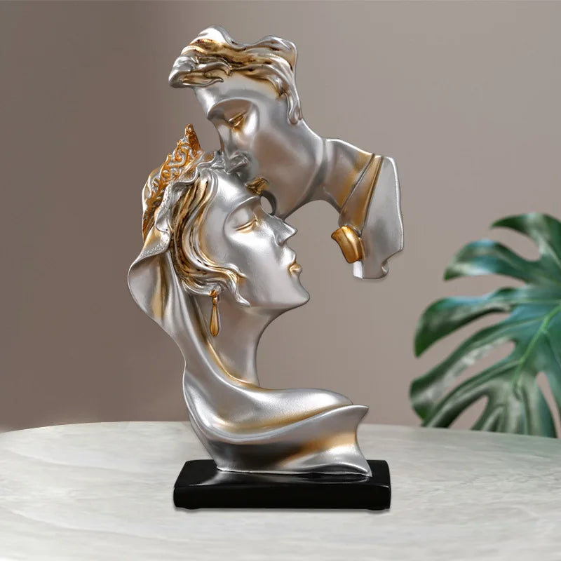 Unisex imperial side view — versatile — Imperial Kiss Statue for every occasion — Oscar Blackwood