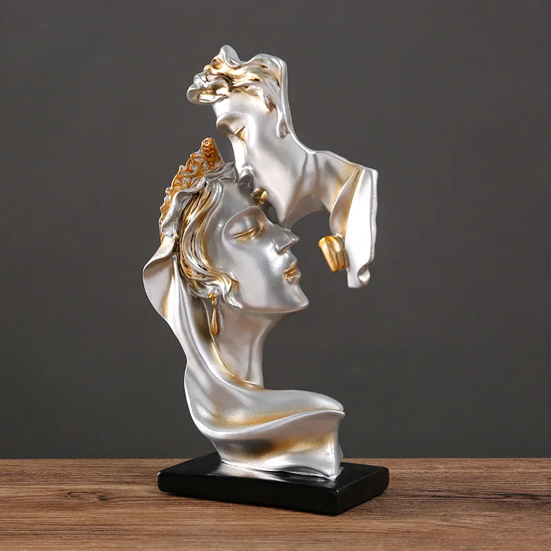 Unisex imperial front view — versatile — Imperial Kiss Statue for every occasion — Oscar Blackwood