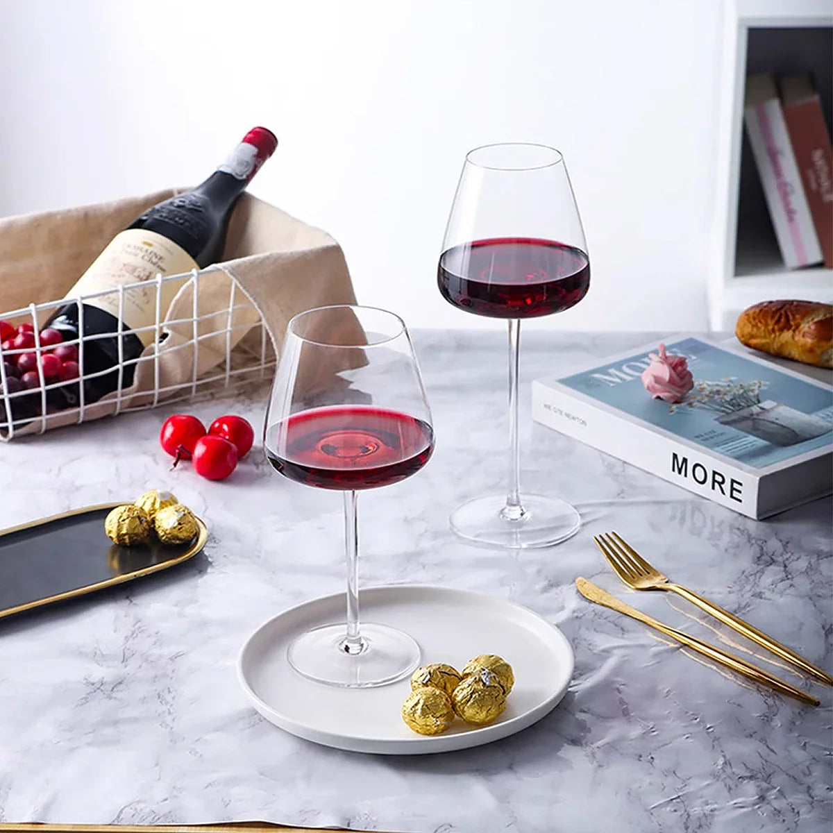 Unisex burgundy wine close-up — versatile — Burgundy Wine glass — Oscar Blackwood