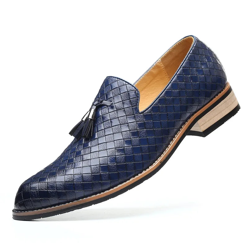 Men's navy woven loafers color detail — versatile — Ludo Weave Leather Loafers — Oscar Blackwood